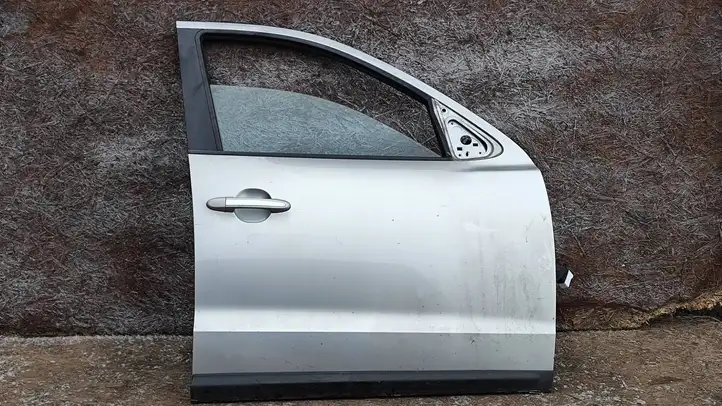 Hyundai Santa Fe (2005 - 2009) Дверь — фото 1