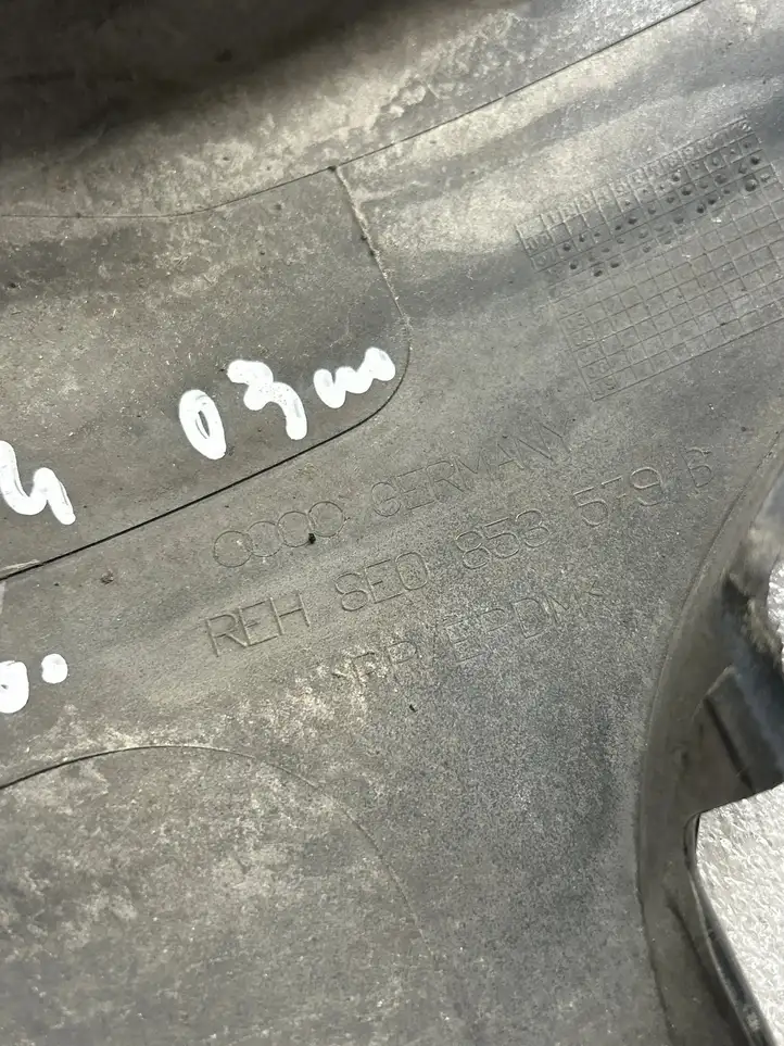 Audi A4 S4 B6 8E 8H (2000 - 2006) 8E0853579B Наружная отделка заднего порога — фото 2