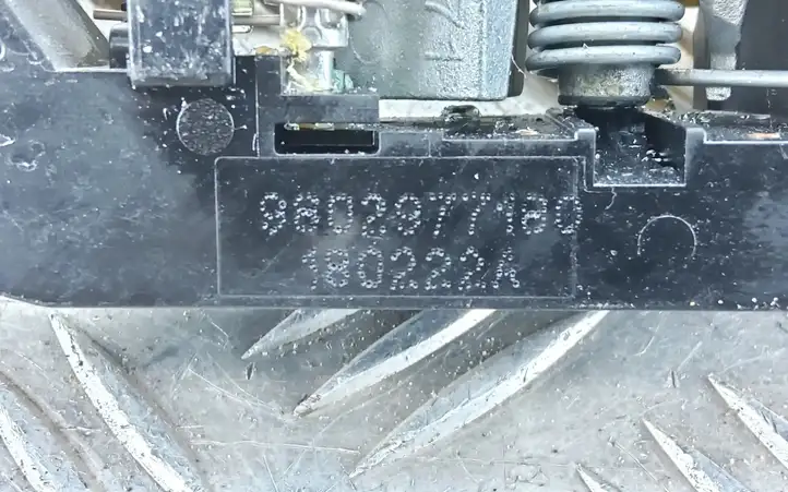 Peugeot 208 (2019 - ) 9802977180 Наружная ручка двери — фото 4