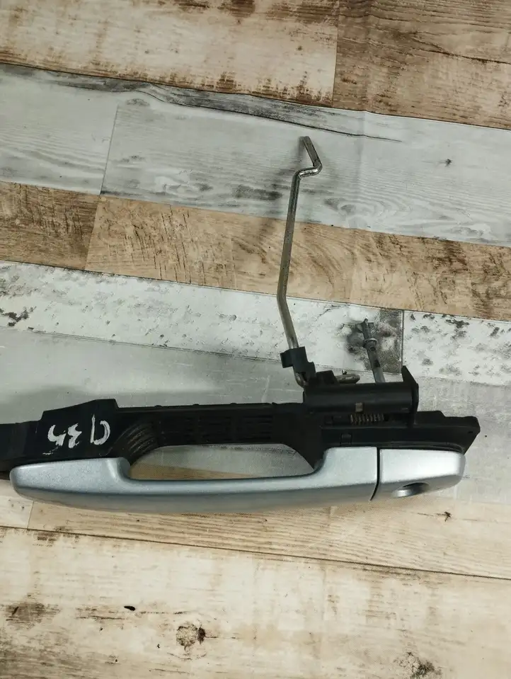 Toyota Corolla Verso AR10 (2004 - 2009) 242303 Наружная ручка двери — фото 5