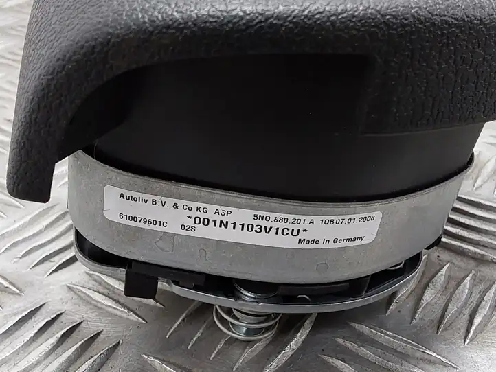 Volkswagen Tiguan (2007 - 2011) 5N0880201A Подушка безопасности руля — фото 6