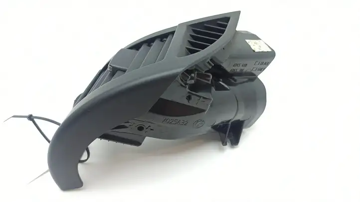 BMW Z4 E85 E86 (2002 - 2008) 7025632 Боковой воздушный дефлектор — фото 4