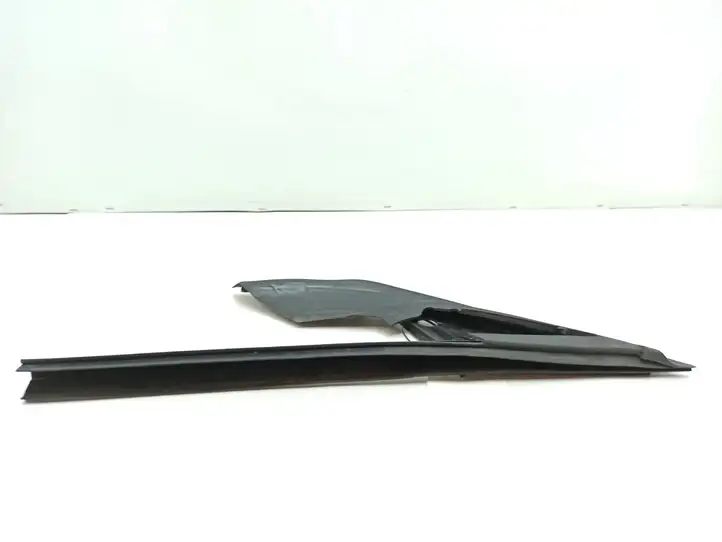 BMW Z4 E85 E86 (2002 - 2008) 7148936 Накладка стекла передней двери — фото 3