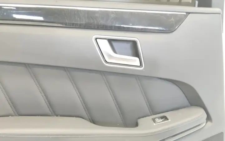 Mercedes-Benz E W212 (2009 - 2016) Задняя дверь — фото 4