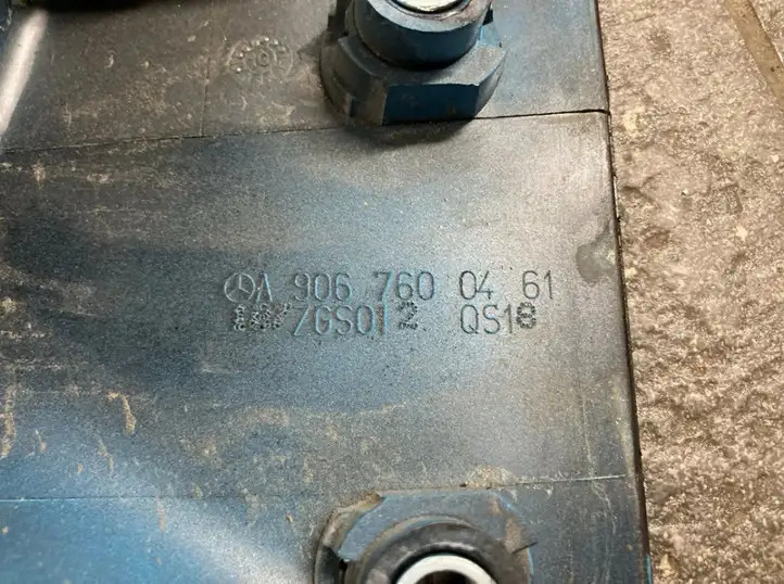 Mercedes-Benz Sprinter W906 (2006 - 2018) 9067600461 Замок раздвижной двери — фото 11