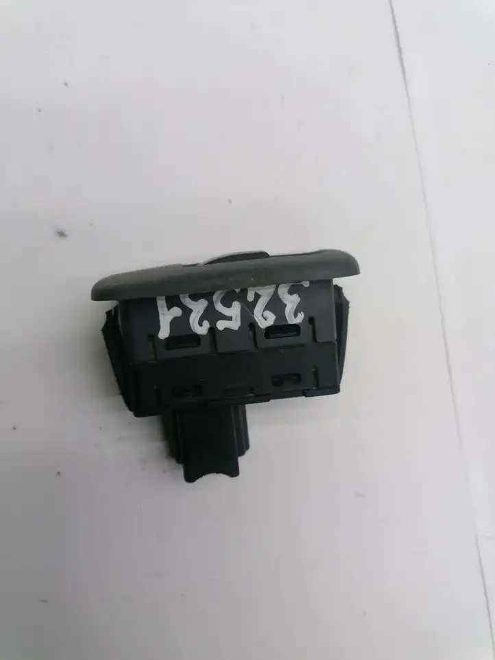 Citroen C5 (2004 - 2008) 96515962ZF Кнопка стеклоподъемников — фото 2