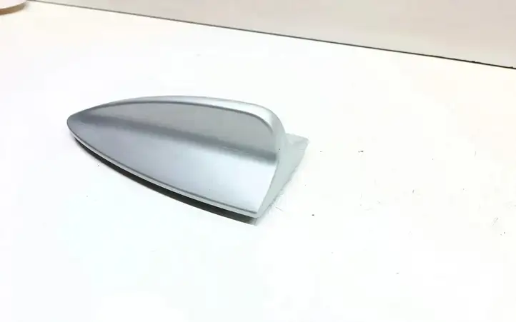 BMW 3 E90 E91 (2005 - 2012) 6942269 Крышка GPS-антенны — фото 1