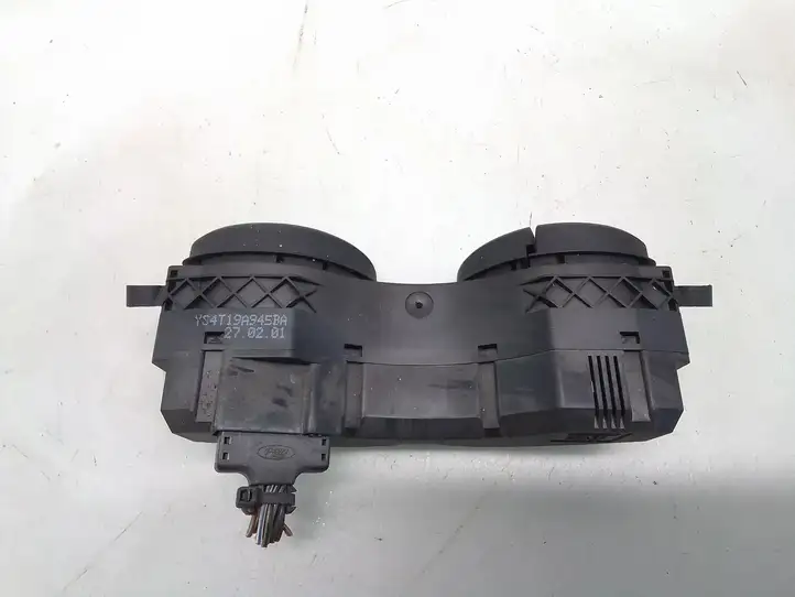 Ford Focus (1998 - 2004) YS4T19A945BA Кнопка обогрева стекла — фото 2
