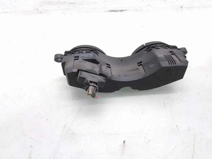 Ford Focus (1998 - 2004) YS4T19A945BA Кнопка обогрева стекла — фото 3