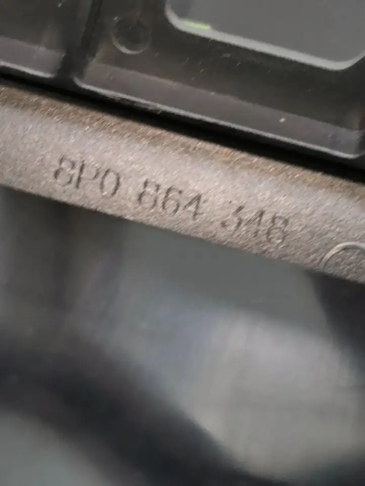 Audi A3/S3 8P (2008 - 2013) 8P0857951 Передняя пепельница — фото 2