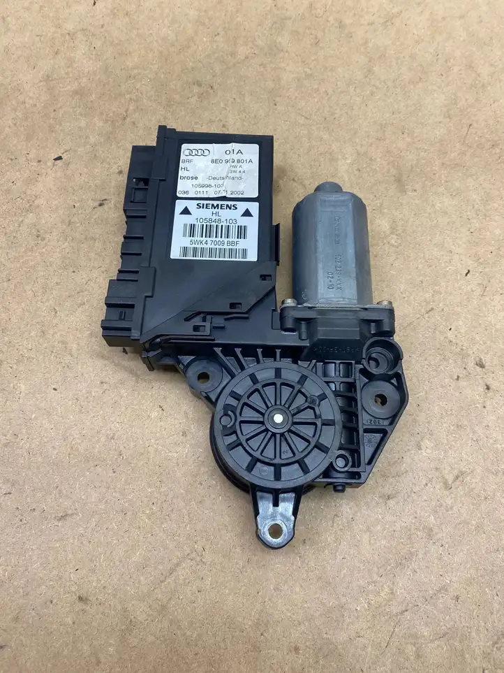 Audi A4 S4 B6 8E 8H (2000 - 2006) 8E0959801A Стеклоподъемник задней двери — фото 1