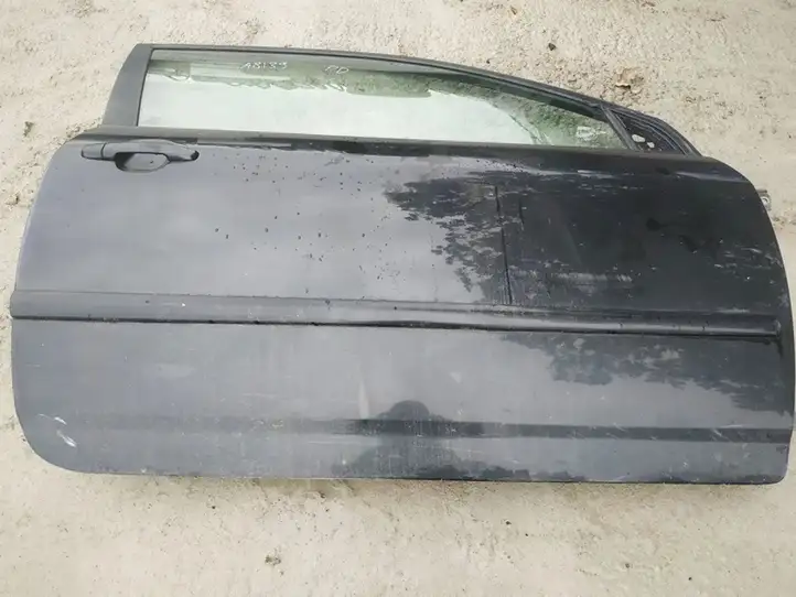 Toyota Corolla E120 E130 (2000 - 2004) juodos Дверь — фото 2