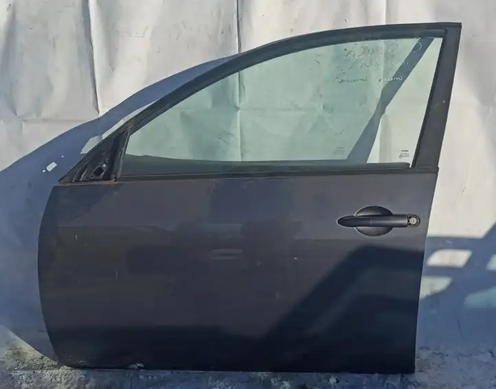 Nissan Primera (2001 - 2008) Pilka Дверь — фото 1