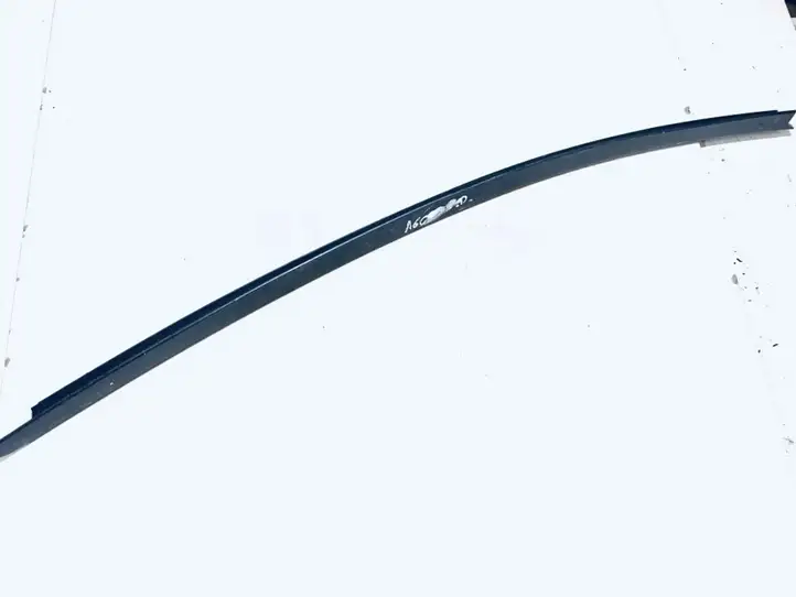 Ford Focus (2005 - 2008) Накладка стекла задней двери — фото 2