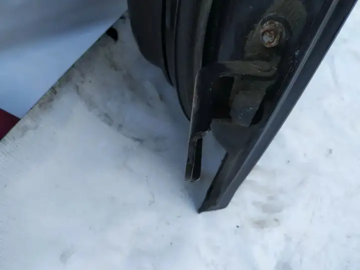 Subaru Outback (2009 - 2014) Нижняя петля задней двери — фото 2