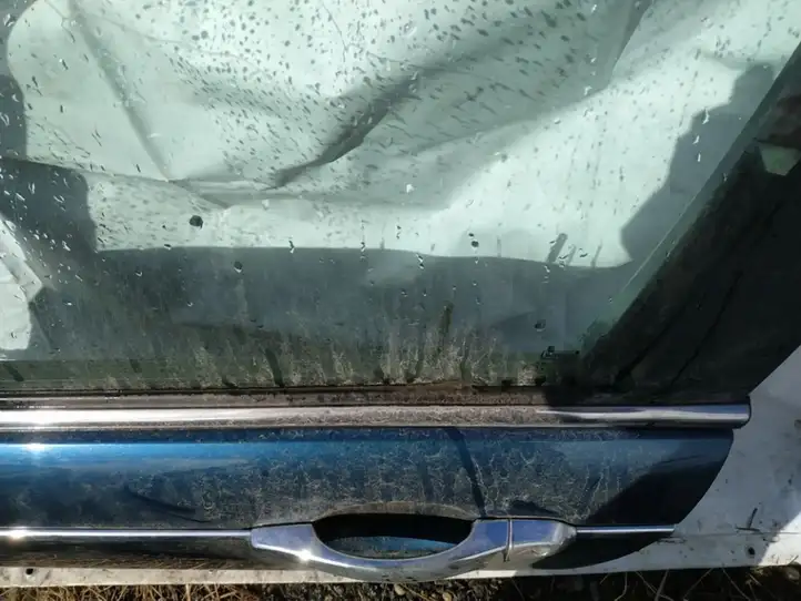 Rover 75 (1995 - 2006) Накладка стекла передней двери — фото 2