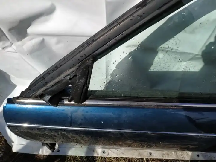 Rover 75 (1995 - 2006) Накладка стекла передней двери — фото 3