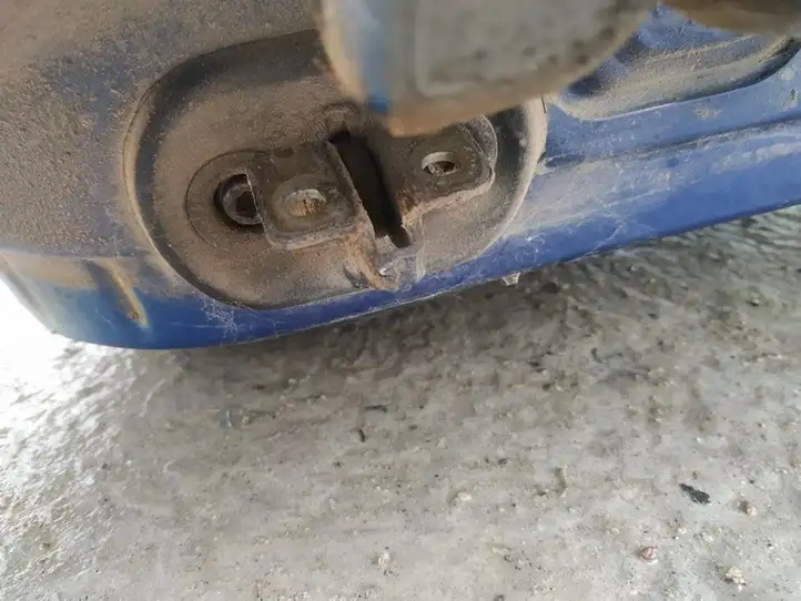 Fiat Punto (188) (1999 - 2010) Ограничитель задней двери — фото 3