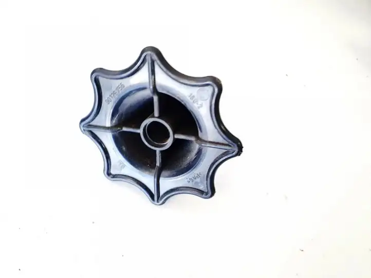Opel Astra G (1998 - 2004) 90126756 Болт крепления запасного колеса — фото 1