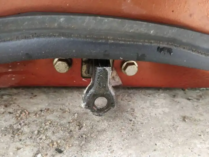 Nissan Note (E11) (2006 - 2014) Ограничитель двери — фото 2