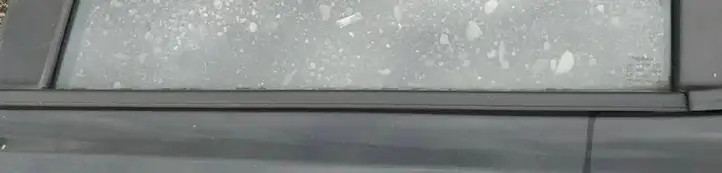 Nissan Qashqai (2006 - 2010) Накладка стекла задней двери — фото 1