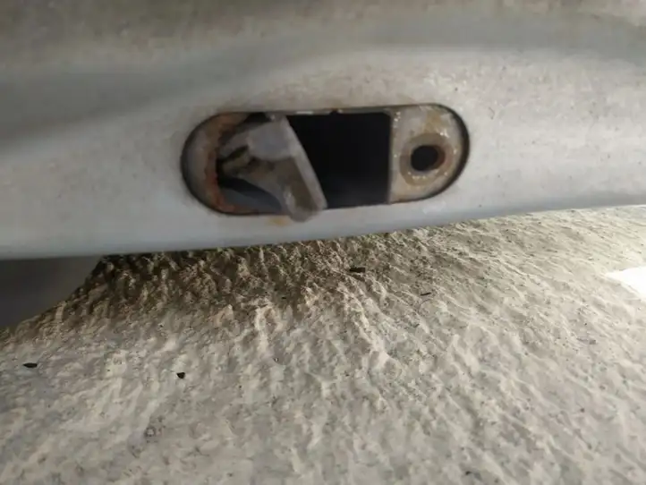 Toyota Aygo AB10 (2005 - 2008) Ограничитель двери — фото 3