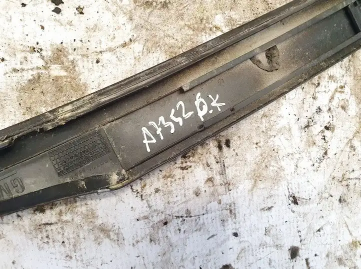 Opel Zafira B (2003 - 2006) 76556ma Накладка стекла передней двери — фото 2