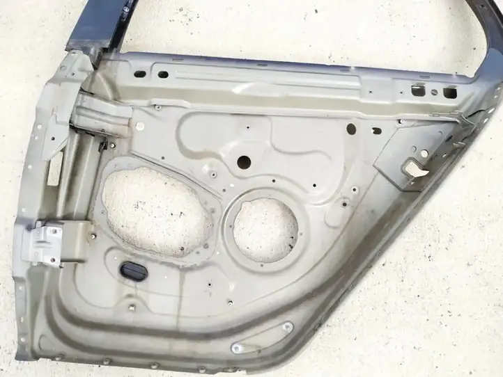 Volkswagen Golf V (2003 - 2009) Рамка дверного стекла задней двери — фото 2