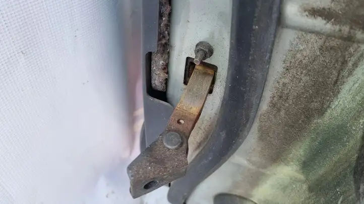 Toyota Avensis T250 (2006 - 2009) Ограничитель двери — фото 3