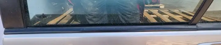 Rover 45 (1999 - 2005) Накладка стекла задней двери — фото 1