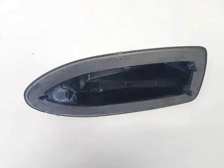 Volvo C30 (2010 - 2013) 3740392000 Крышка GPS-антенны — фото 3