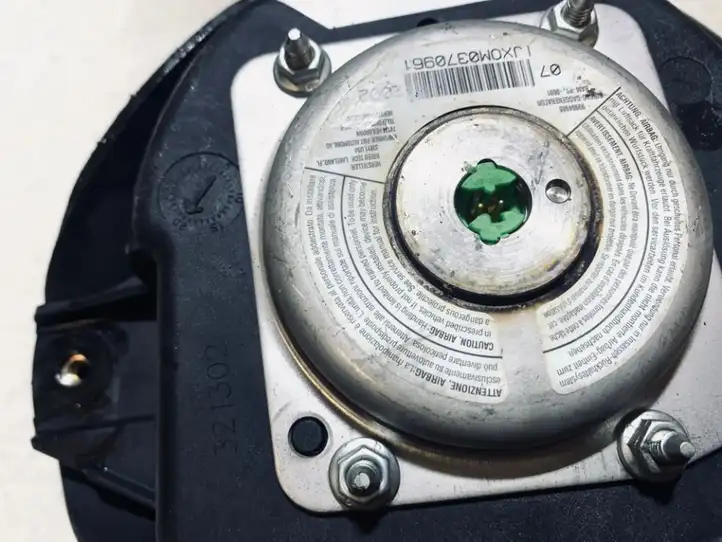 Alfa Romeo 147 (2000 - 2004) 735289920 Подушка безопасности руля — фото 3