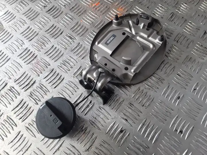 Nissan Note (E11) (2006 - 2014) 191201551A Крышка топливного бака — фото 2