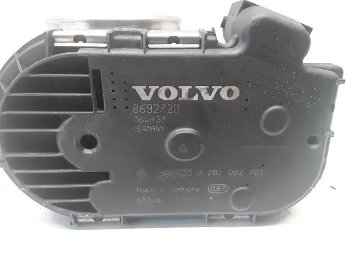 Volvo S80 (2006 - 2009) 8692720 Дроссельная заслонка — фото 3