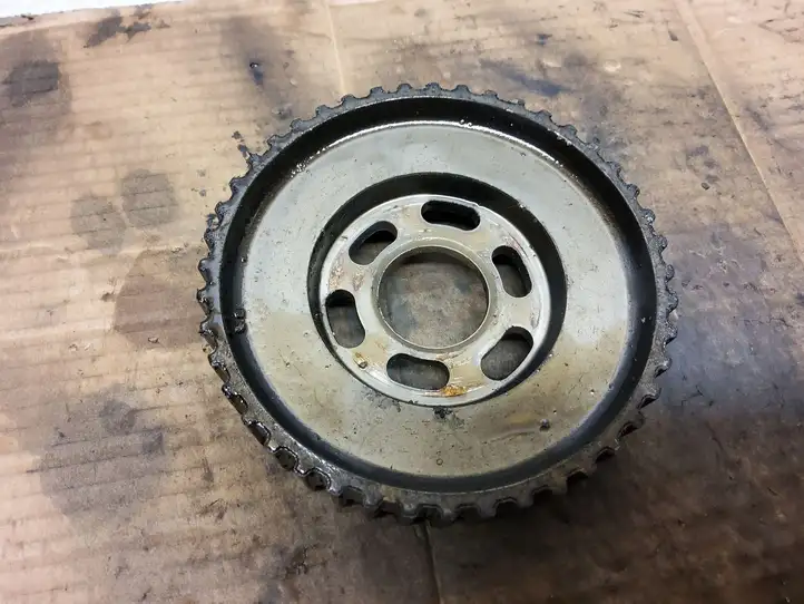 Seat Cordoba (6K) (1999 - 2002) 038130111A Шкив топливного насоса — фото 3