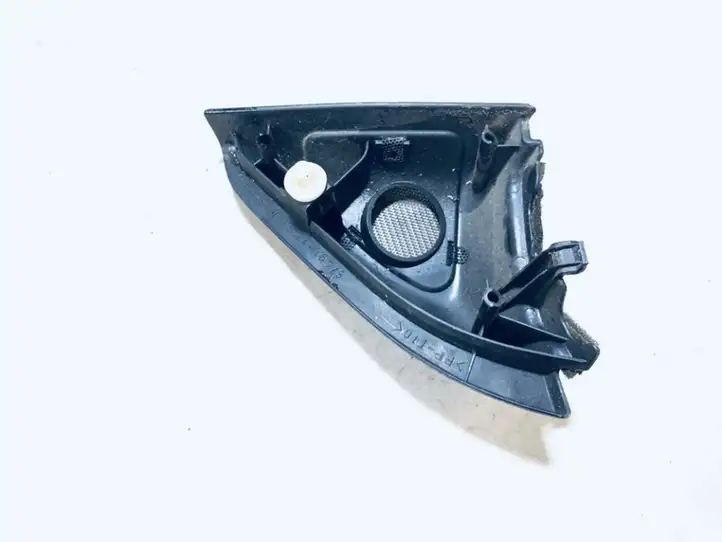 Toyota Corolla E120 E130 (2000 - 2004) 5749212480 Накладка бокового динамика — фото 2