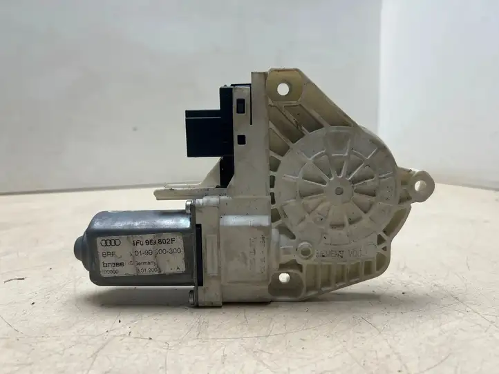 Audi A6 S6 C6 4F (2008 - 2011) 4F0959802F Стеклоподъемник задней двери — фото 1