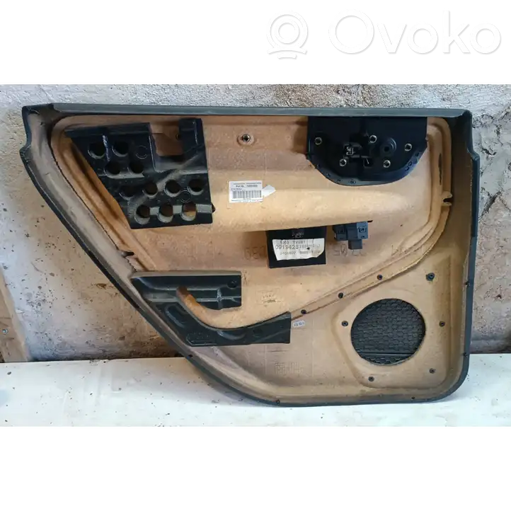 Volvo XC70 (2004 - 2007) 39981289 Обшивка задней двери — фото 2