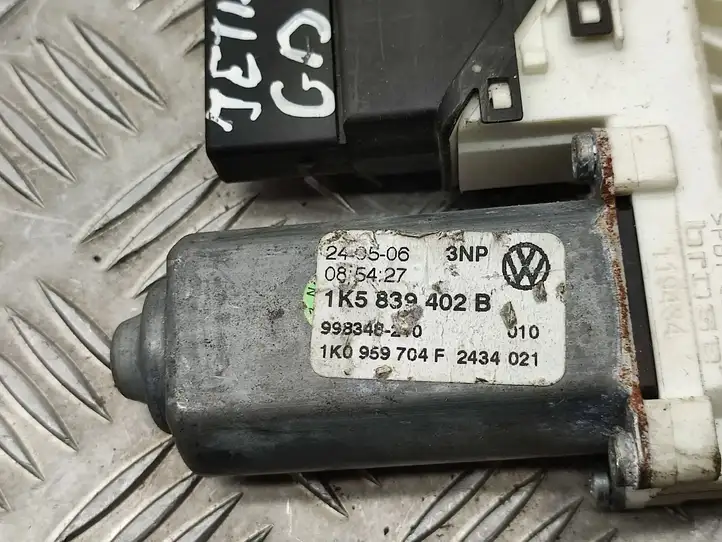 Volkswagen PASSAT B6 (2005 - 2010) 1K5839402B Стеклоподъемник задней двери — фото 6