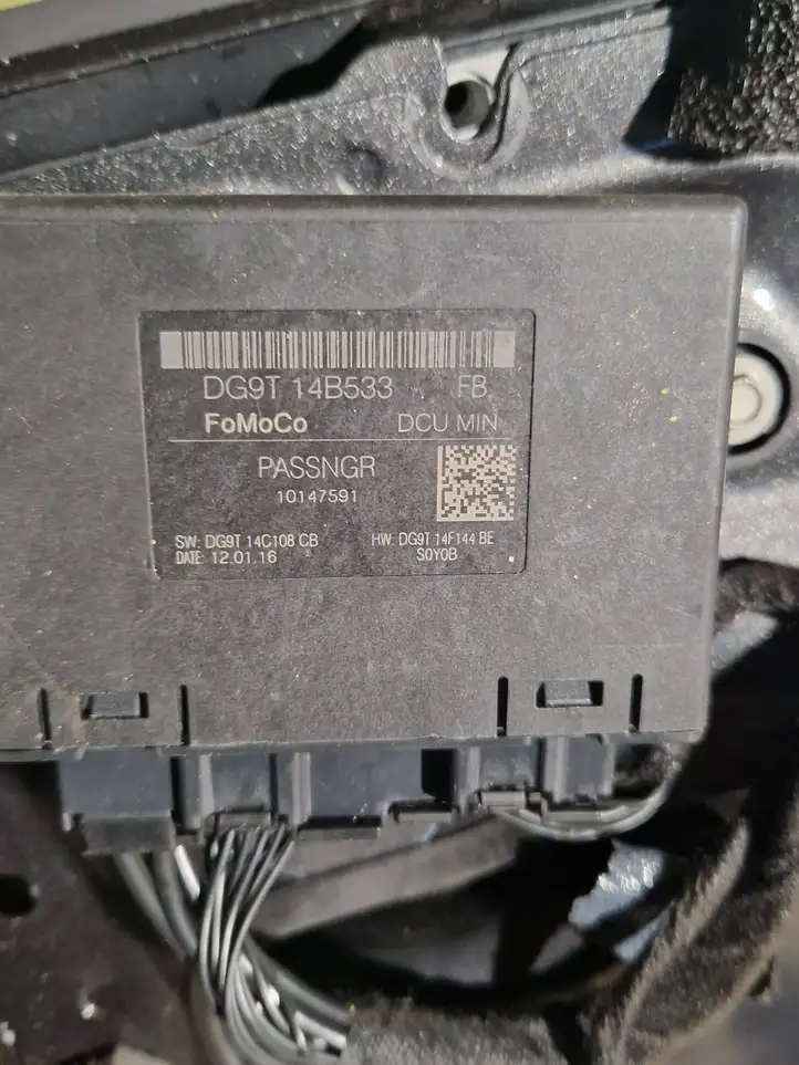 Ford Mondeo MK V (2014 - ) Дверь — фото 4