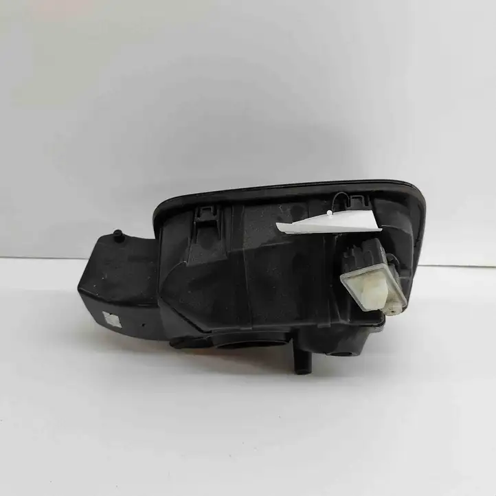 Citroen C5 Aircross (2017 - ) 9825596780 Отделка лючка топливного бака — фото 3