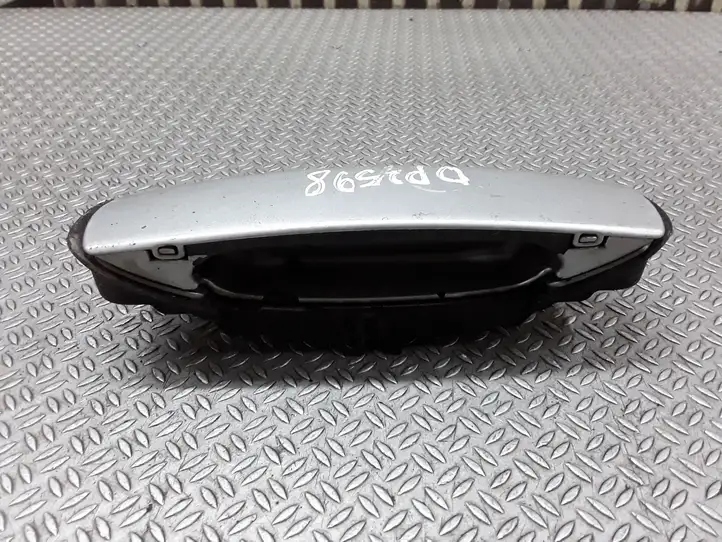 Audi A4 S4 B6 8E 8H (2000 - 2006) 4B0839885 Наружная ручка двери — фото 1