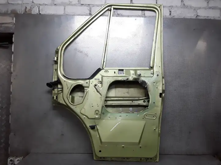 Ford Transit (2006 - 2013) Дверь — фото 2