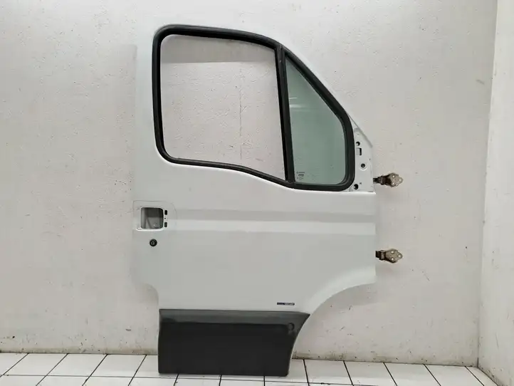 Iveco Daily Daily 35.8 - 9 (1998 - 2014) Передняя дверь — фото 24