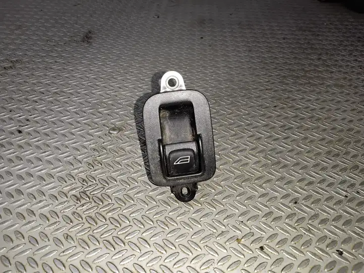 Volvo V50 (2004 - 2008) 30773217 Кнопка стеклоподъемников — фото 1