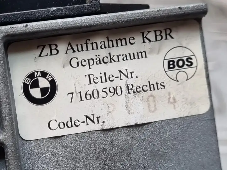 BMW X3 E83 (2003 - 2010) 7160590 Держатель шторки — фото 6