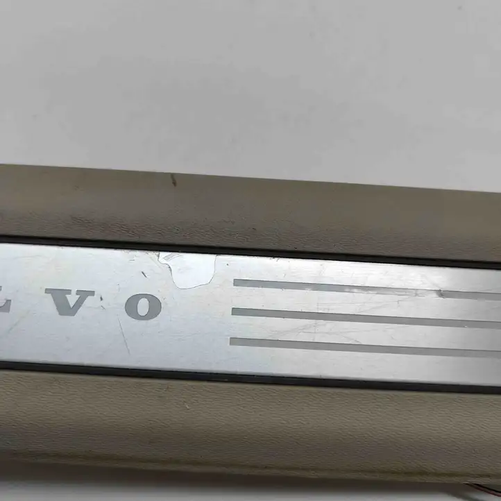 Volvo XC90 (2014 - 2019) 39829992 Отделка переднего порога — фото 8