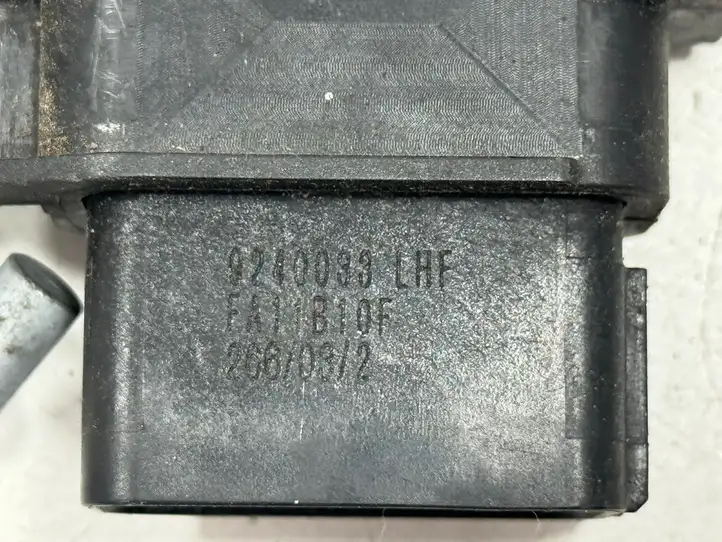 Ford Focus C-MAX (2003 - 2010) R26413BK Замок задней двери — фото 8