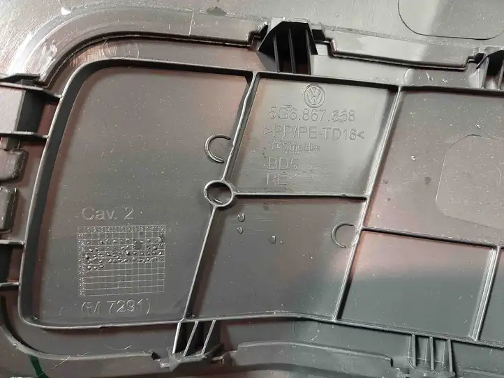 Volkswagen Golf VII (2013 - 2019) 5G6867605E Обшивка багажника — фото 3