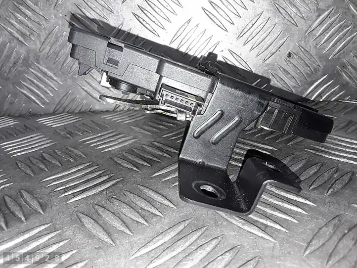 Land Rover Evoque I (2011 - 2015) cpla442a67bc Замок крышки багажника — фото 6